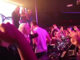 歐美赤身女Dj音樂派對狂歡節